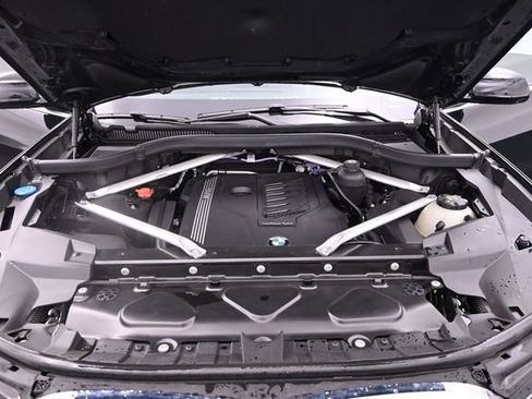 Used 2021 BMW X7 xDrive40i w/ Premium Package AWD/4WD image 27