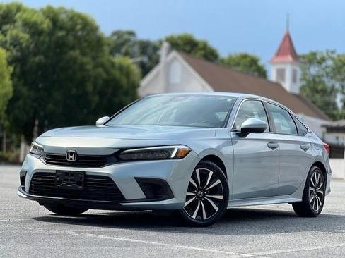 Used 2022 Honda Civic EX image 1
