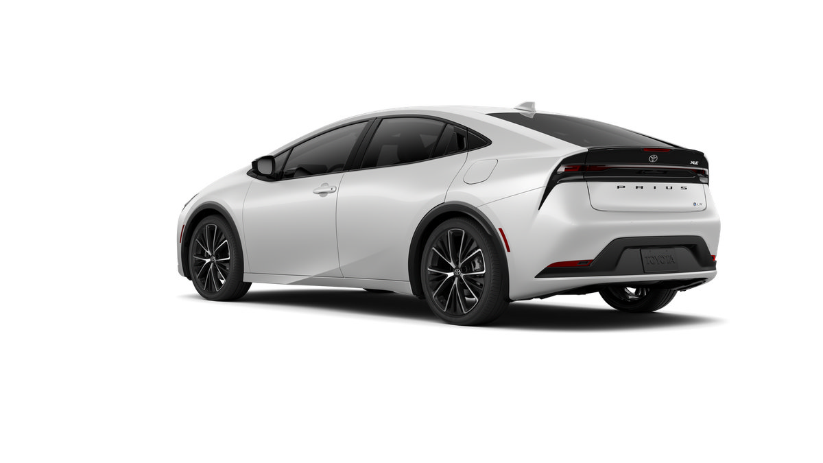 New 2027 Toyota Prius XLE FWD image 8
