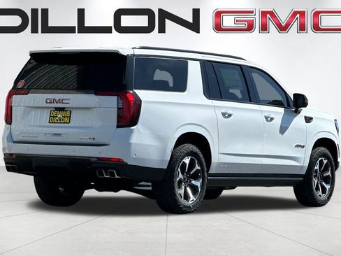 New 2026 GMC Yukon XL AT4 Ultimate AWD/4WD image 4