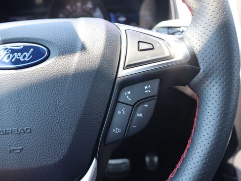 Used 2024 Ford Edge ST-Line AWD/4WD image 17