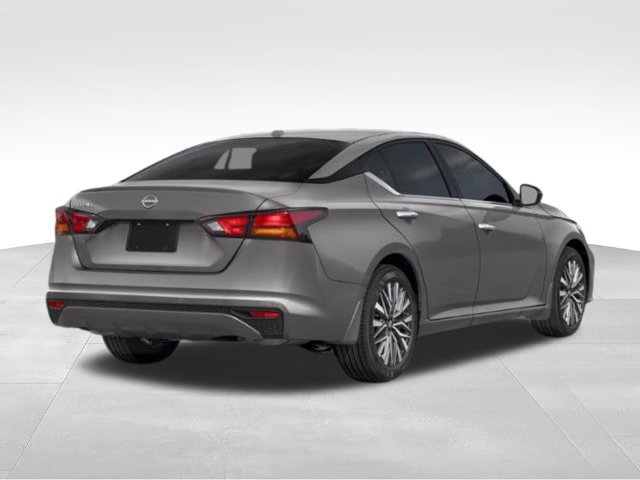 Used 2025 Nissan Altima 2.5 SV FWD image 32