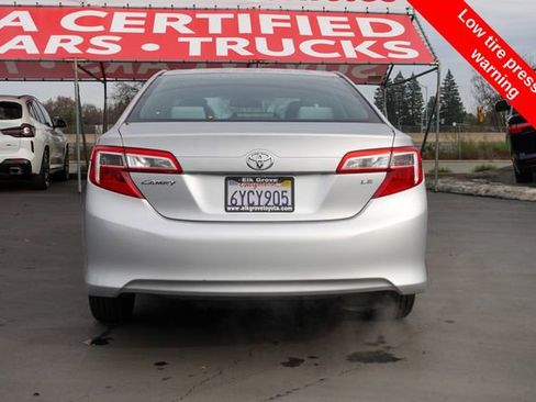 Used 2012 Toyota Camry LE image 9