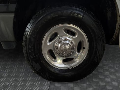 Used 2001 Dodge Ram 2500 Truck 2WD Quad Cab image 15