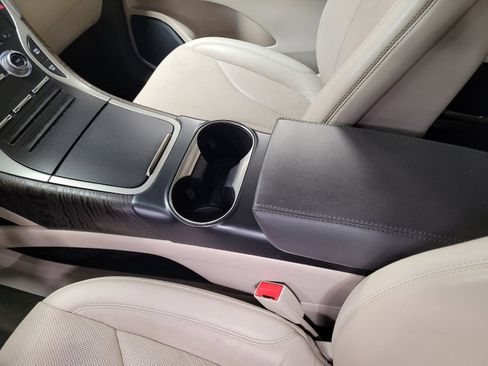 Used 2019 Lincoln Nautilus Reserve AWD/4WD image 26