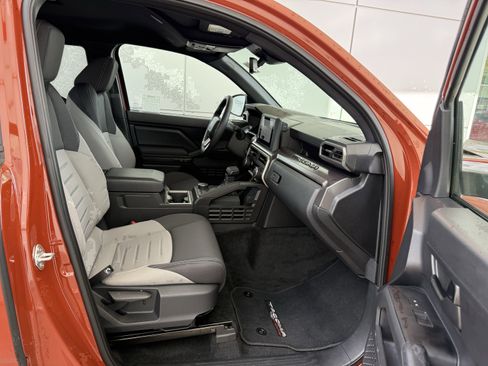 Certified 2025 Toyota Tacoma PreRunner image 33