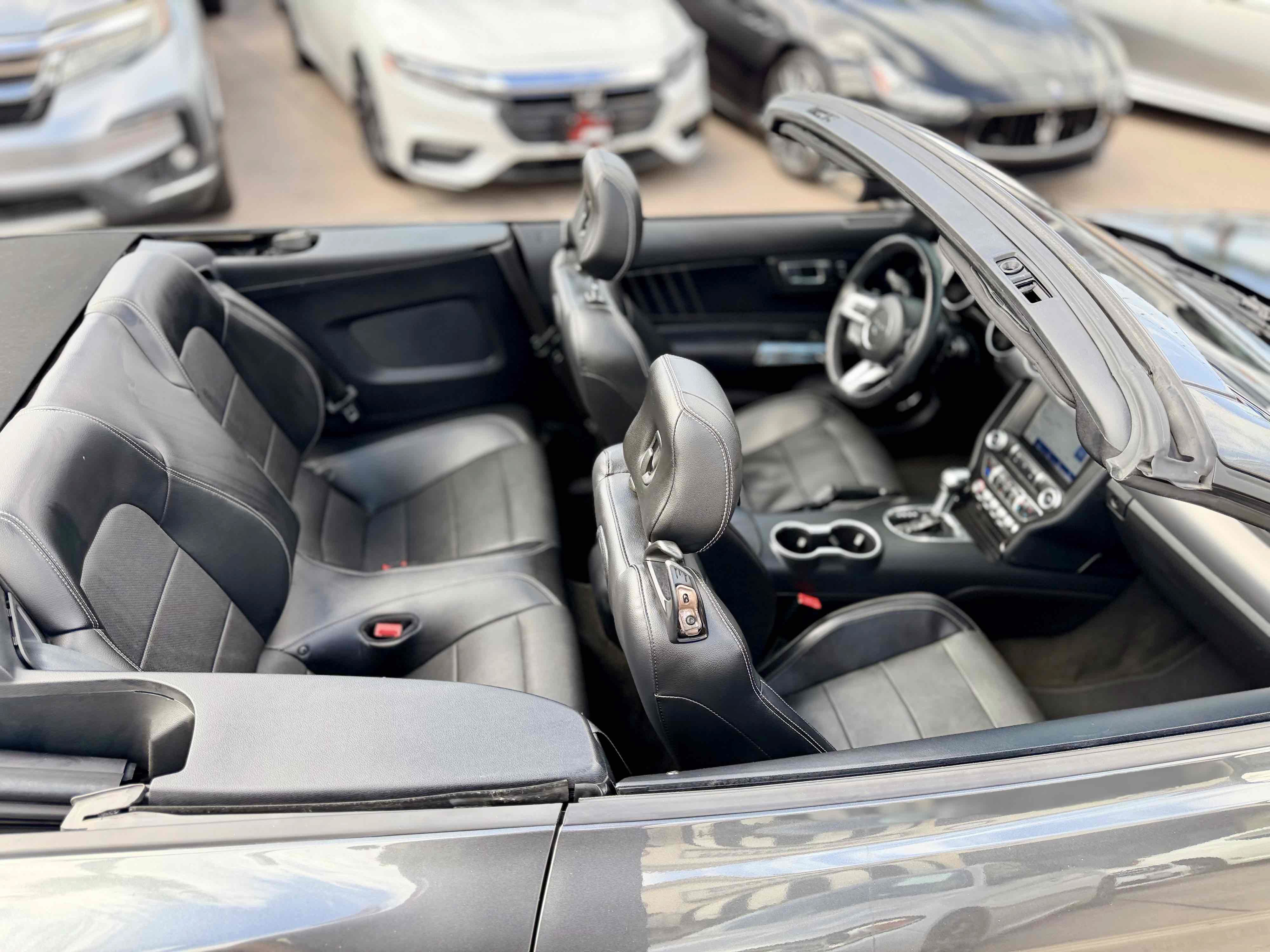 Used 2018 Ford Mustang Premium RWD image 29