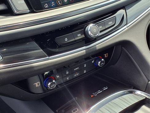 Certified 2023 Buick Enclave Essence w/ Experience Buick Package FWD image 4
