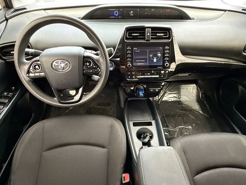 Used 2022 Toyota Prius L Eco image 15