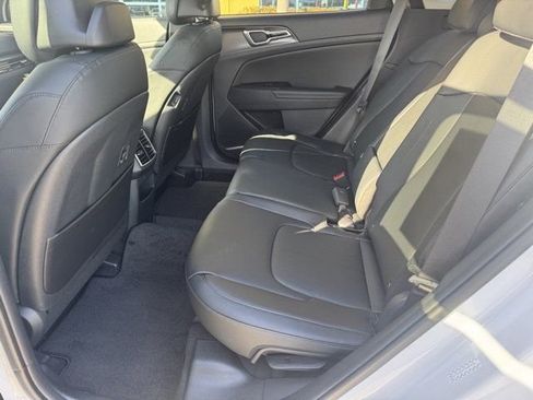 New 2026 Kia Sportage EX w/ EX Panorama Roof Package FWD image 10