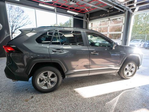 Used 2025 Toyota RAV4 XLE image 4