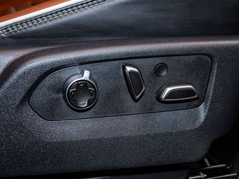 Used 2025 GMC Sierra 1500 Denali Ultimate image 23