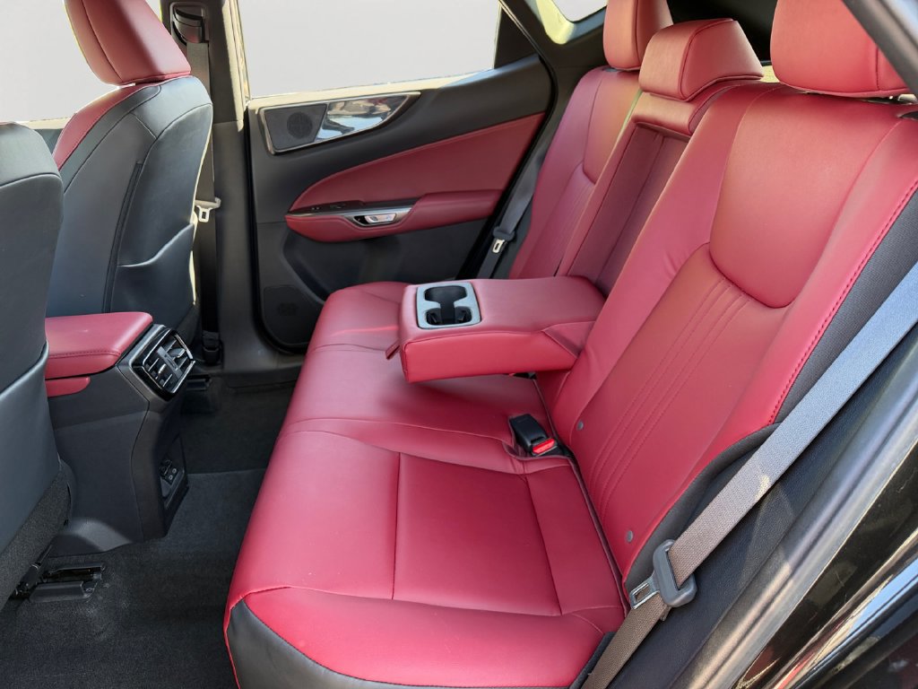 Certified 2024 Lexus NX 250 FWD w/ Towing Package (2000 Lbs) image 11