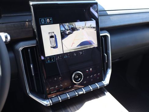 New 2027 GMC Acadia Denali Ultimate AWD/4WD image 15