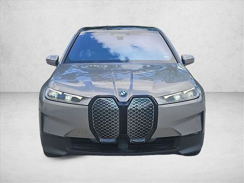 Used 2024 BMW iX xDrive50 AWD/4WD image 2