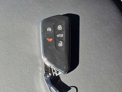 New 2026 Volkswagen Atlas Cross Sport SEL R-Line image 23