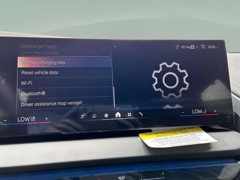 Used 2025 BMW X3 xDrive30i w/ Premium Package image 19