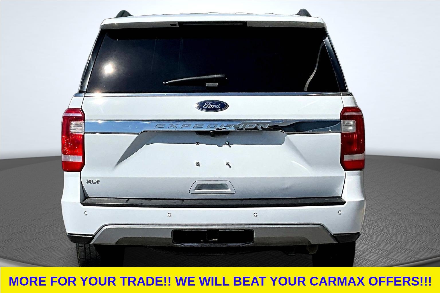 Used 2021 Ford Expedition XLT RWD image 4