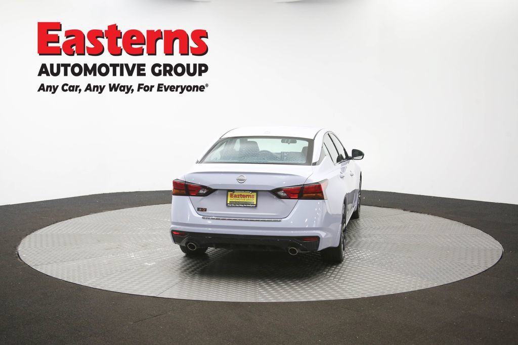 Used 2023 Nissan Altima 2.5 SR w/ SR Premium Package FWD image 40