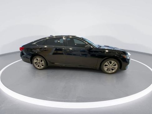 Used 2020 Honda Accord LX image 9