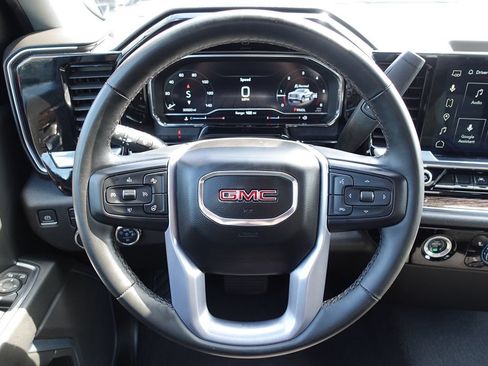 Used 2024 GMC Sierra 1500 Elevation w/ LPO, Elevation Black Package AWD/4WD image 38