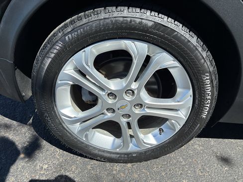 Used 2018 Chevrolet Bolt LT FWD image 13