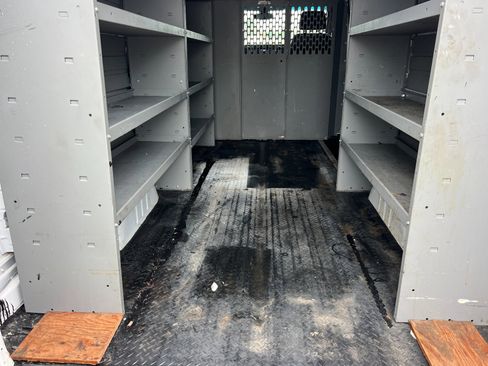 Used 2023 Mercedes-Benz Sprinter 1500 image 13