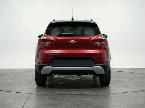 Used 2025 Chevrolet TrailBlazer LT image 7