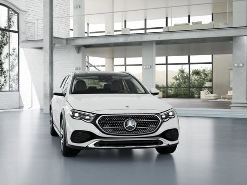 New 2026 Mercedes-Benz E 450 4MATIC All-Terrain Wagon image 9