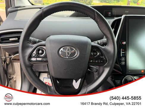 Used 2022 Toyota Prius Prime Limited FWD image 17