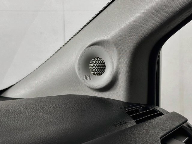 Used 2022 Toyota Sienna XLE w/ XLE Plus Package FWD image 26