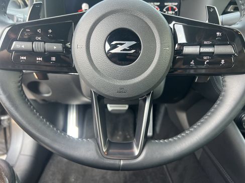 Certified 2025 Nissan Z Performance w/ Floor Mat Package RWD image 10