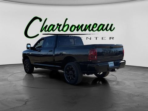 Used 2026 RAM 2500 Laramie AWD/4WD image 3