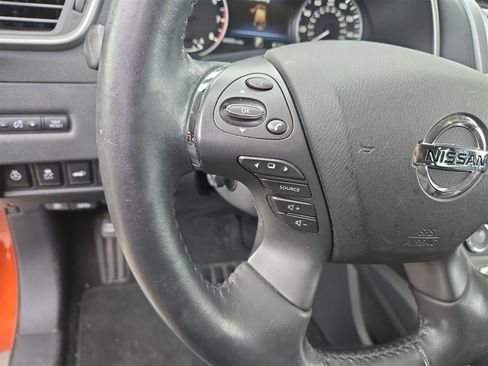 Used 2022 Nissan Murano Platinum w/ Cargo Package image 9