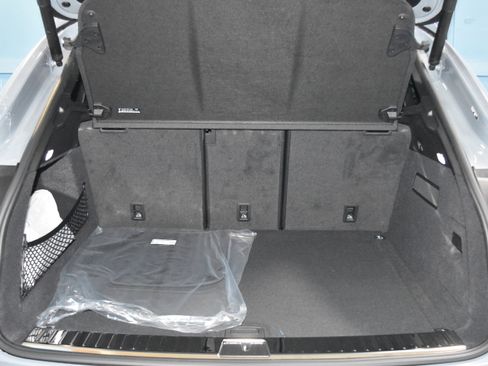 New 2026 Porsche Cayenne Coupe image 32