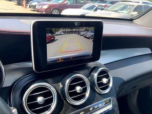 Used 2019 Mercedes-Benz GLC 43 AMG 4MATIC image 23