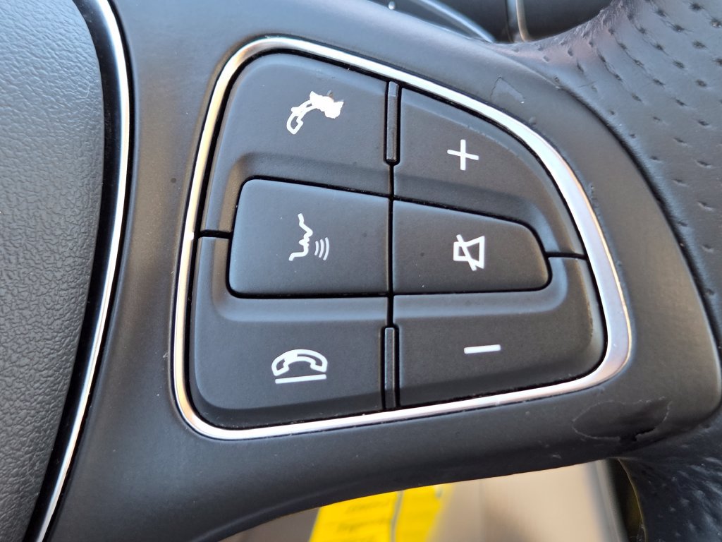 Used 2015 Mercedes-Benz C 300 4MATIC Sedan image 12