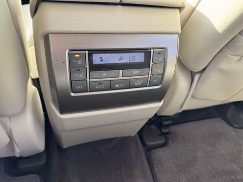 Used 2014 Lexus GX 460 image 42