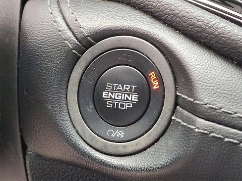 Used 2022 Dodge Durango GT image 23