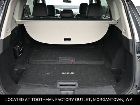 Used 2023 Nissan Rogue SL w/ SL Premium Package image 7
