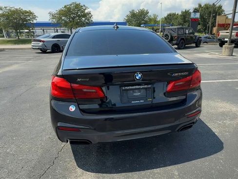 Used 2020 BMW M550i xDrive image 7