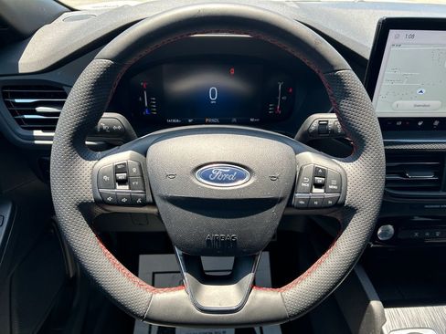 Used 2023 Ford Escape ST-Line w/ Tech Pack #1 AWD/4WD image 16