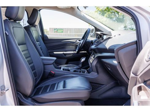 Used 2019 Ford Escape SEL AWD/4WD image 11