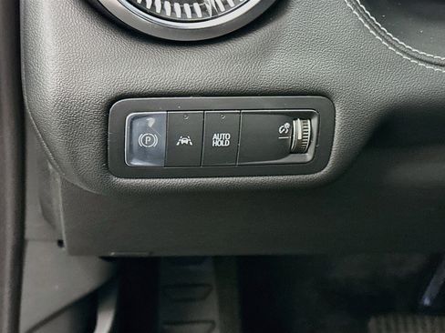 Used 2024 Chevrolet Blazer EV LT AWD/4WD image 17