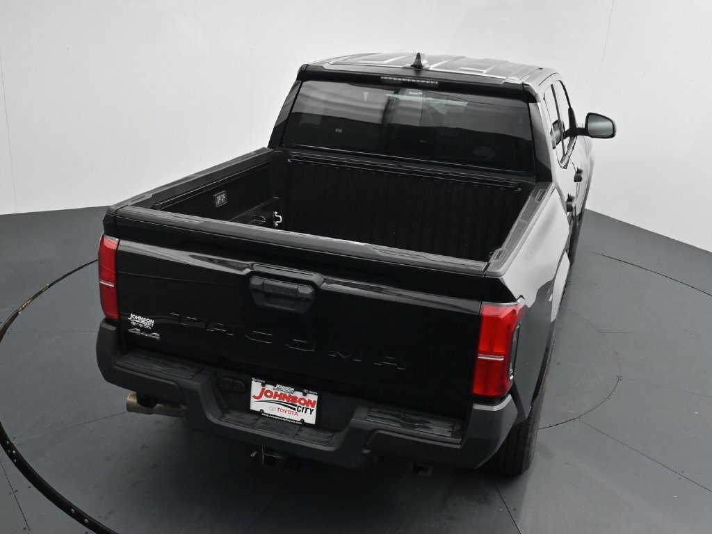 Used 2025 Toyota Tacoma SR AWD/4WD image 24