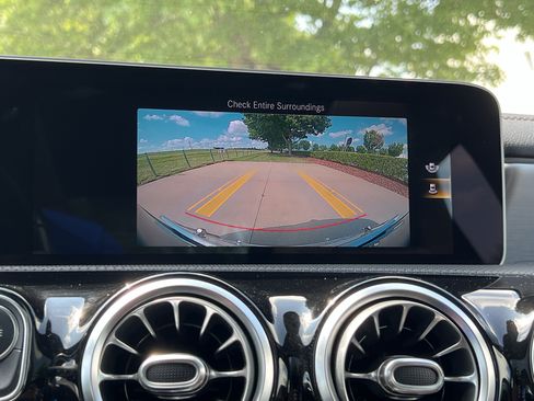 Certified 2020 Mercedes-Benz CLA 250 4MATIC image 25