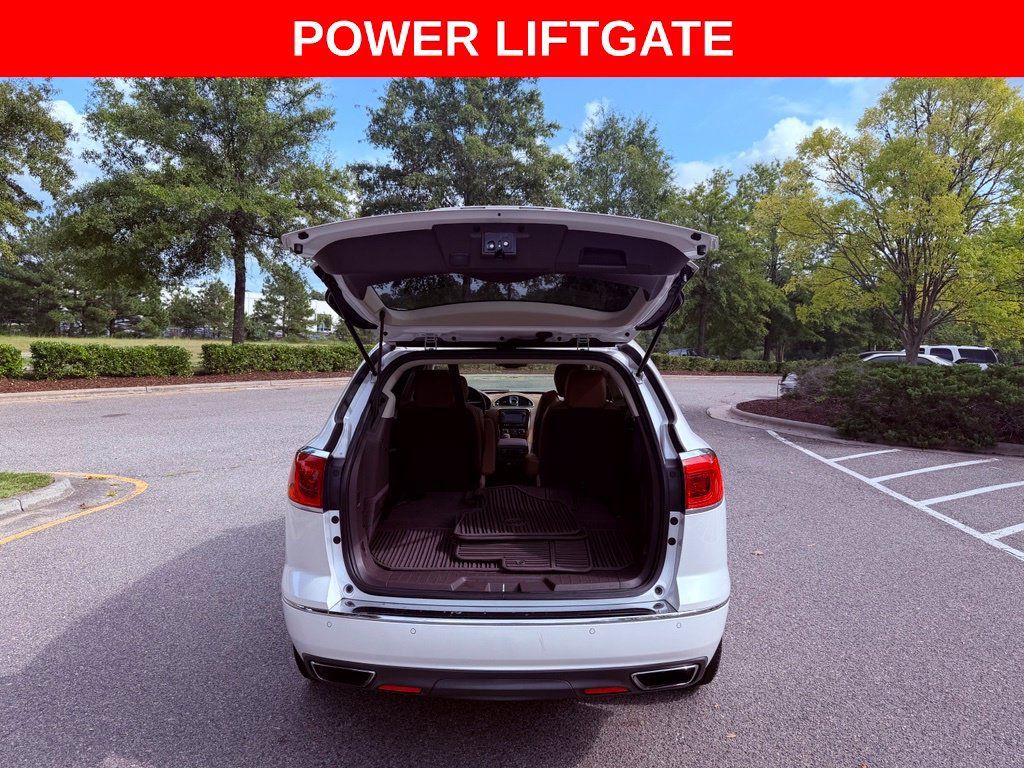 Used 2017 Buick Enclave Premium w/ Experience Buick Package FWD image 7