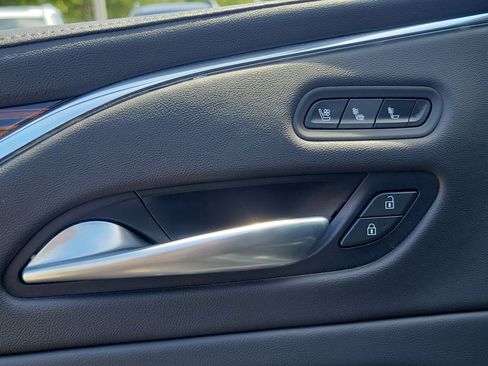 Used 2023 Cadillac Escalade Premium Luxury image 26