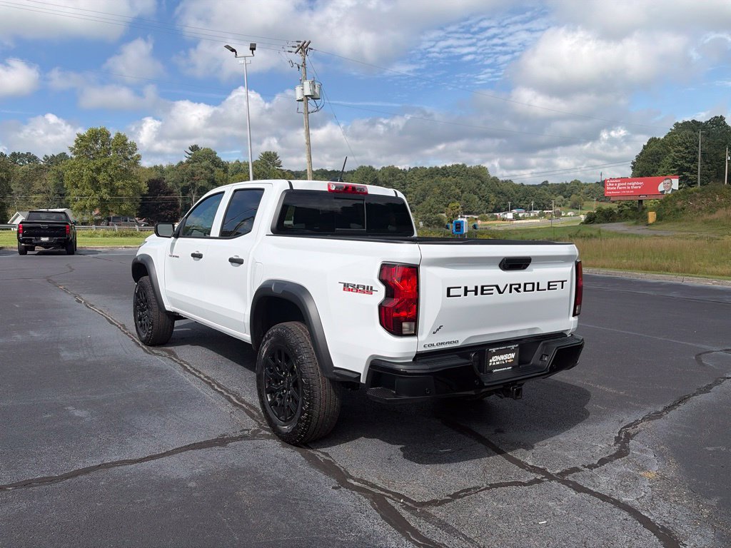 New 2026 Chevrolet Colorado Trail Boss AWD/4WD image 6