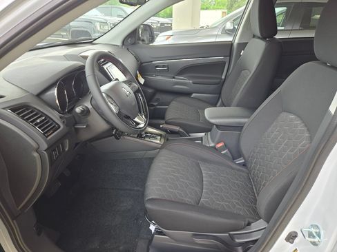 New 2026 Mitsubishi Outlander Sport LE AWD/4WD image 9